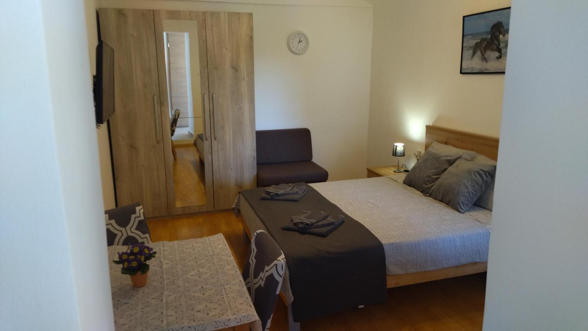 Apartment Uki Premantura Eksteriør billede
